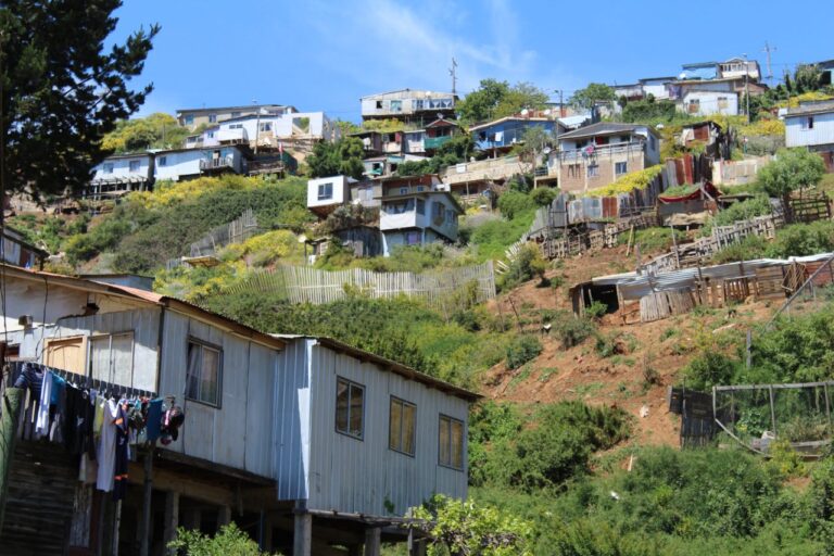 La Alcaldía Ciudadana y los asentamientos informales: desafíos para un nuevo Chile