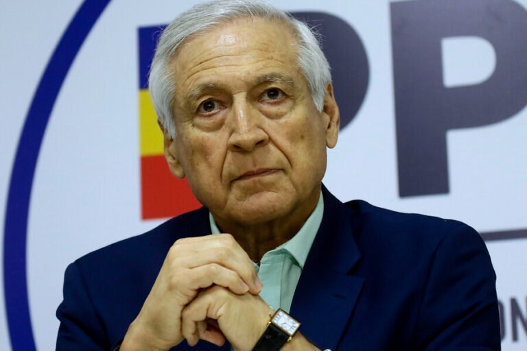 “El PPD ya cumplió su ciclo vital”: Heraldo Muñoz se refiere a la creación de un nuevo instrumento político