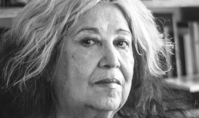 Carmen Berenguer: “Vamos a cambiar la palabra chilena, vamos a darle una nueva dimensión”