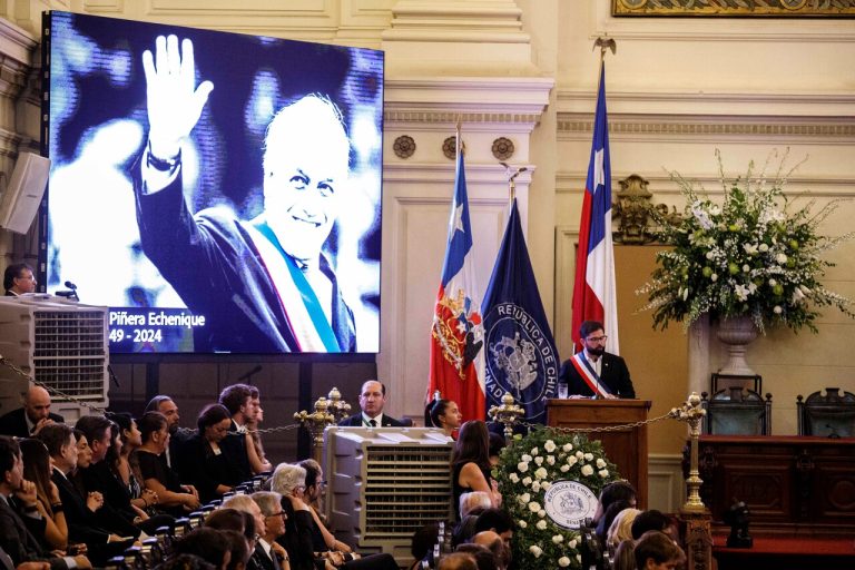 “Quien controla el pasado controla el futuro”: Contra la canonización de Sebastián Piñera Echeñique