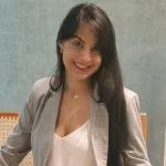 Anjuli Tostes