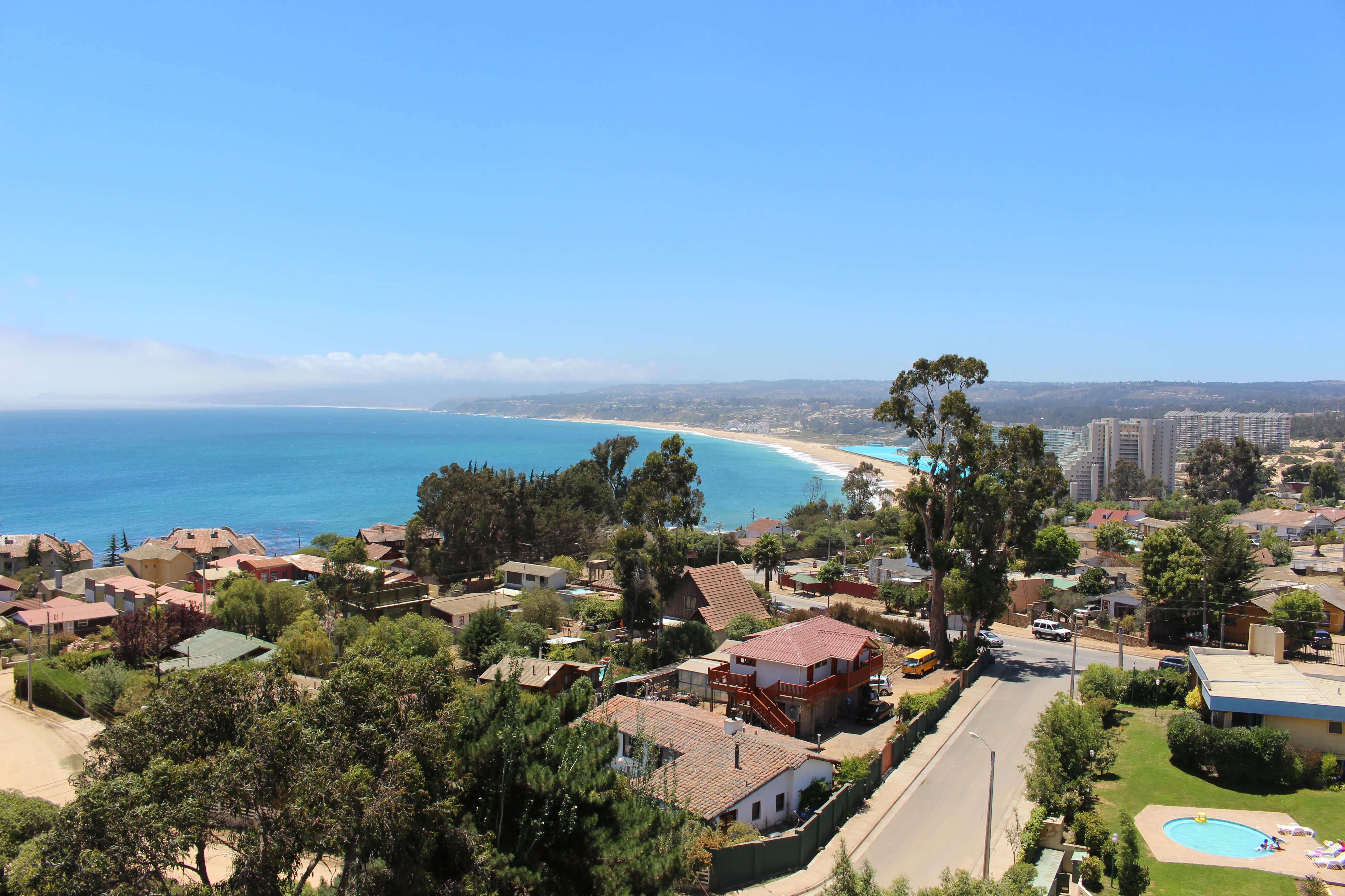 Casas sin gente y gente sin casa: La contradicción de Algarrobo
