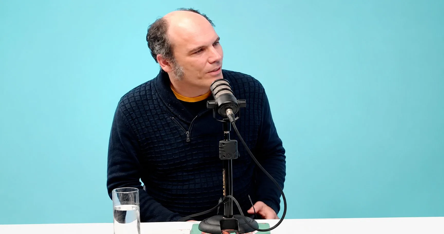 Karmy y el "modelo Kast": Las tres capas de la ultraderecha global que vinculan a Chile con el sionismo y el capital tecnológico